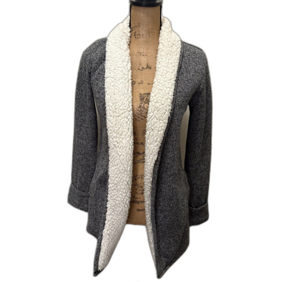 Abercrombie & Fitch Sweaters - Abercrombie & Fitch Gray Sherpa Lined Open Front Shawl Cardigan Sweater Size XS